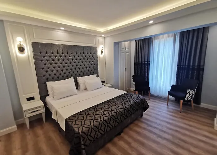 Luxx Garden Hotel